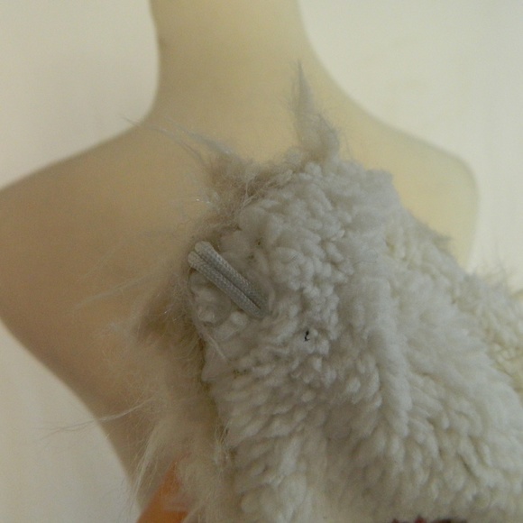 NWT Faux Fur Sherpa Lamb Fleece Lined Vest M - Picture 5 of 5